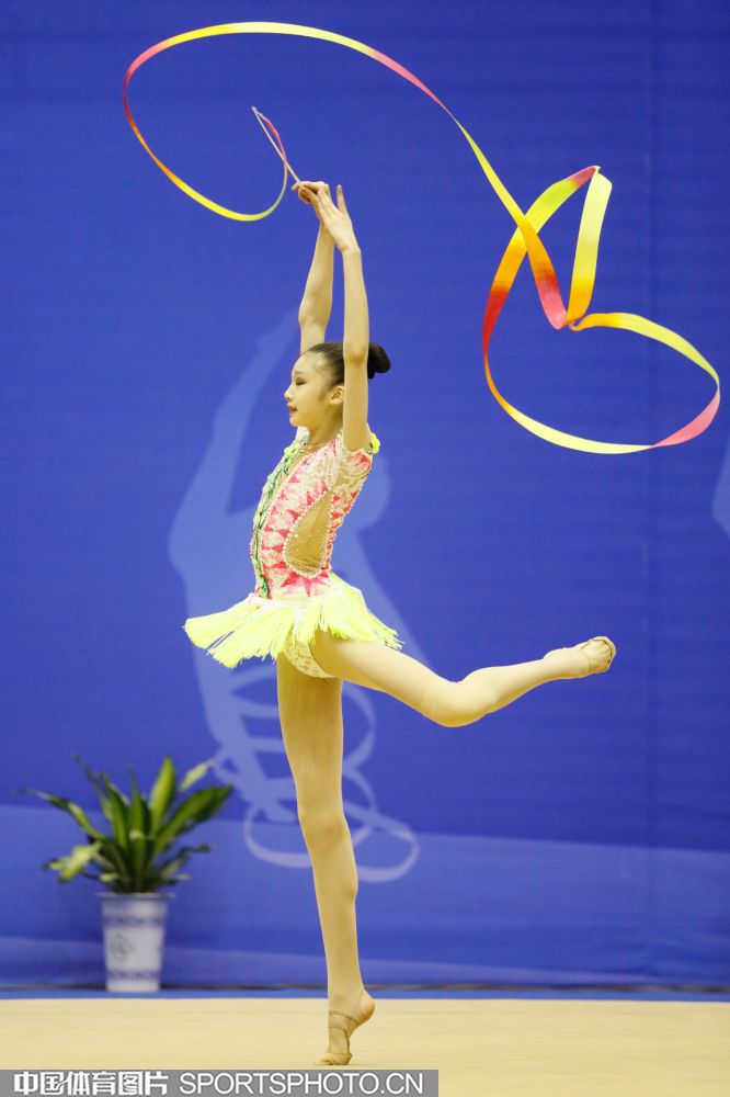 年轻球员崭 年轻球员崭